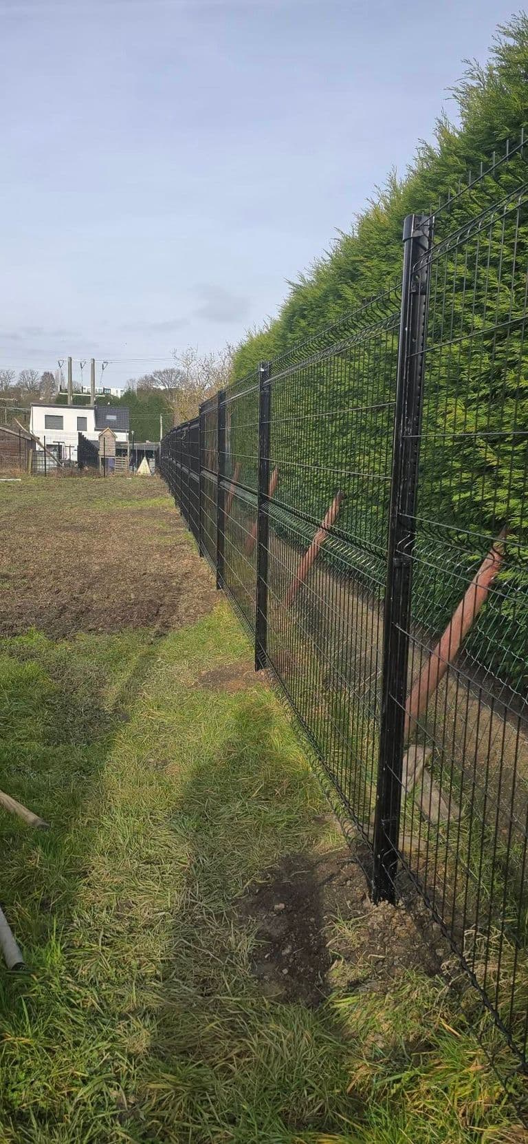 Aménagement complet : parking et jardin — fin de chantier (3)