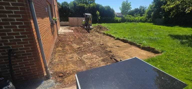 Terrasse en pierre naturelle — fin de chantier (6)